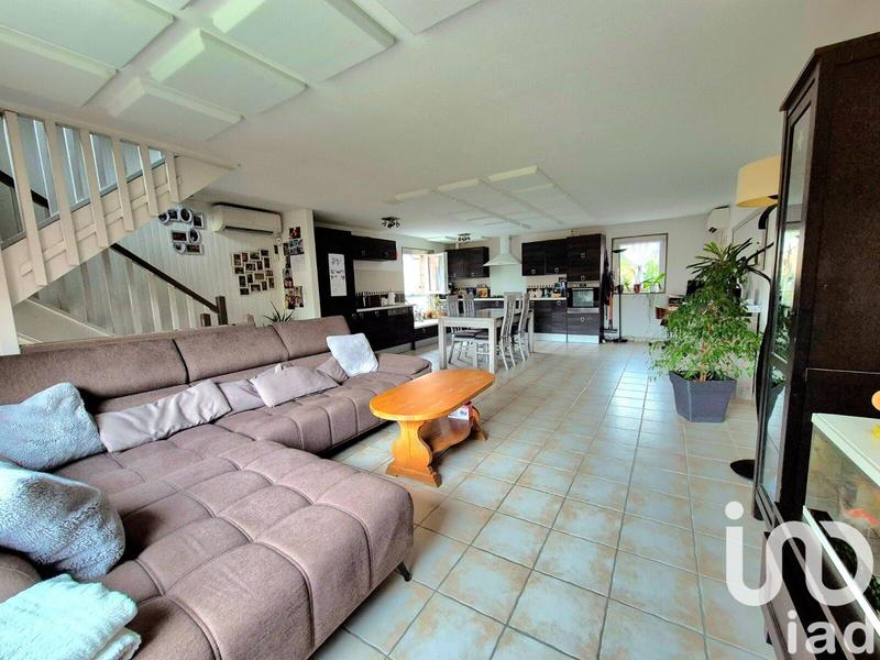 Maison - 100 m² - 5 pièces