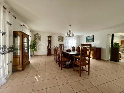 Villa - 152 m² - 7 pièces