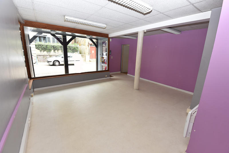 Local commercial - 105 m² - 4 pièces