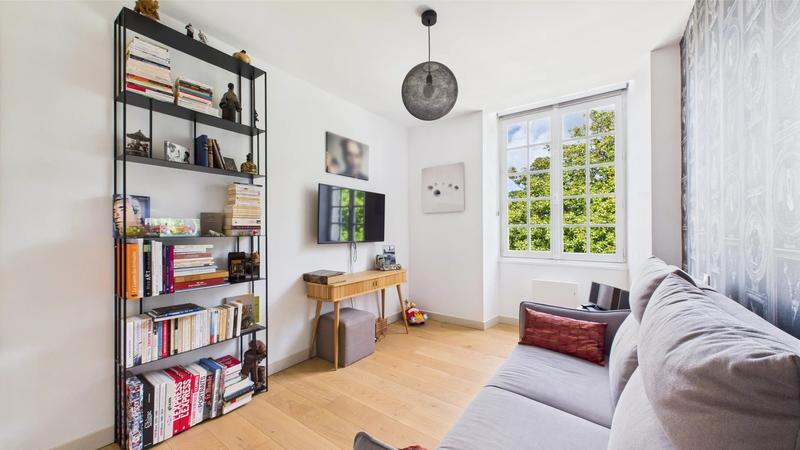 Appartement - 95 m² - 4 pièces