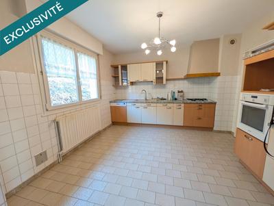 Maison - 95 m² - 5 pièces