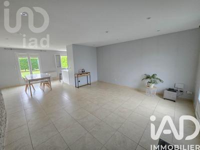 Maison - 88 m² - 4 pièces