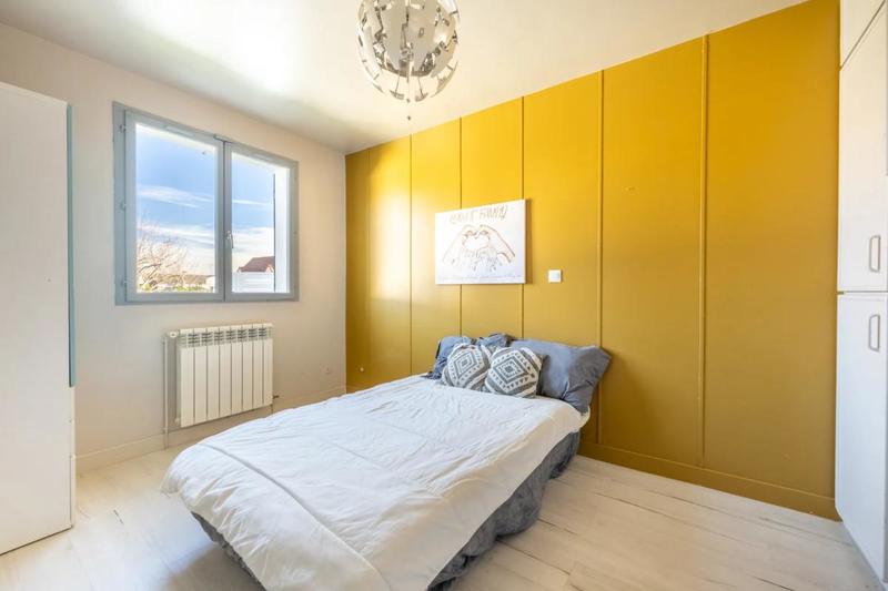 Maison - 158 m² - 10 pièces