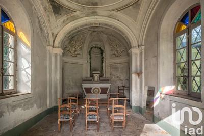 Maison - 650 m² - 15 pièces