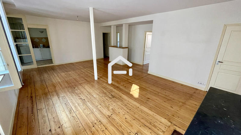 Appartement - 108 m² - 3 pièces