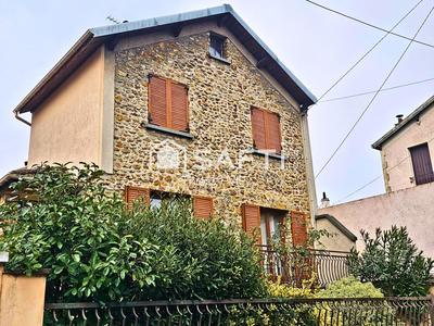 Maison - 84 m² - 5 pièces