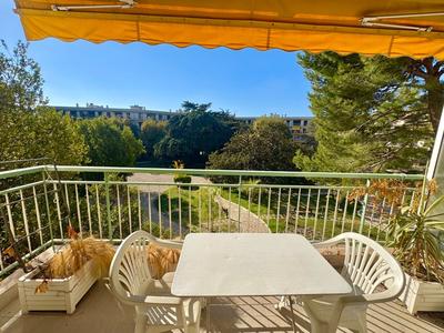 Appartement - 101 m² - 5 pièces