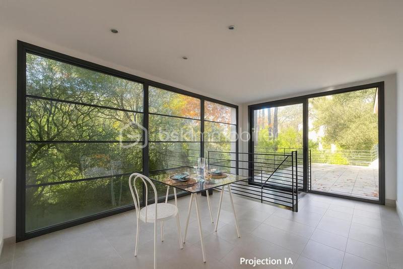 Maison - 168 m² - 6 pièces