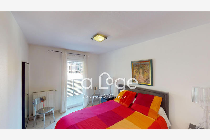 Appartement - 100 m² - 4 pièces