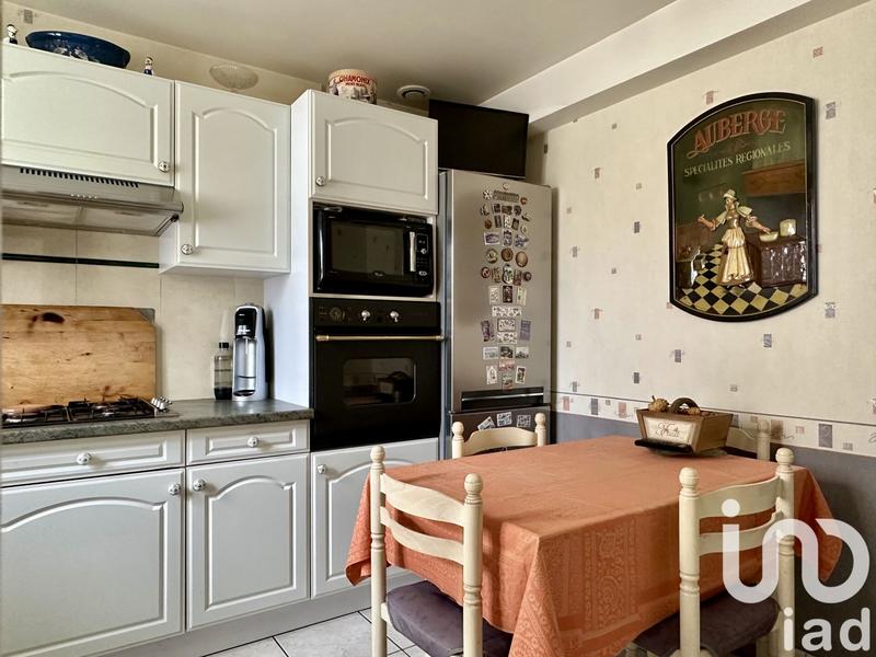 Maison - 96 m² - 6 pièces