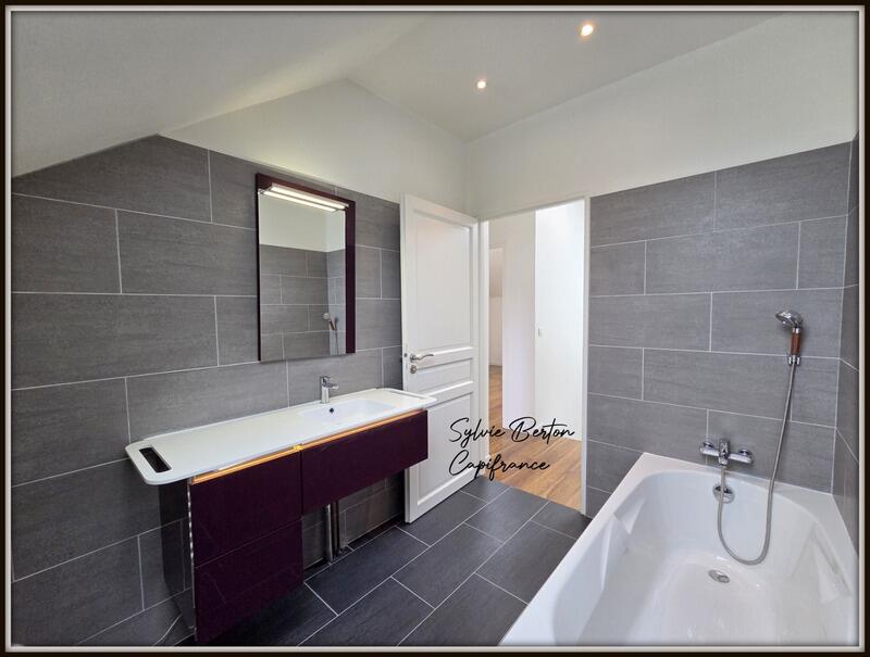 Maison - 113 m² - 6 pièces