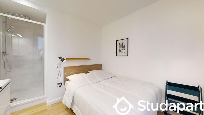 Chambre - 10 m² - 1 pièce