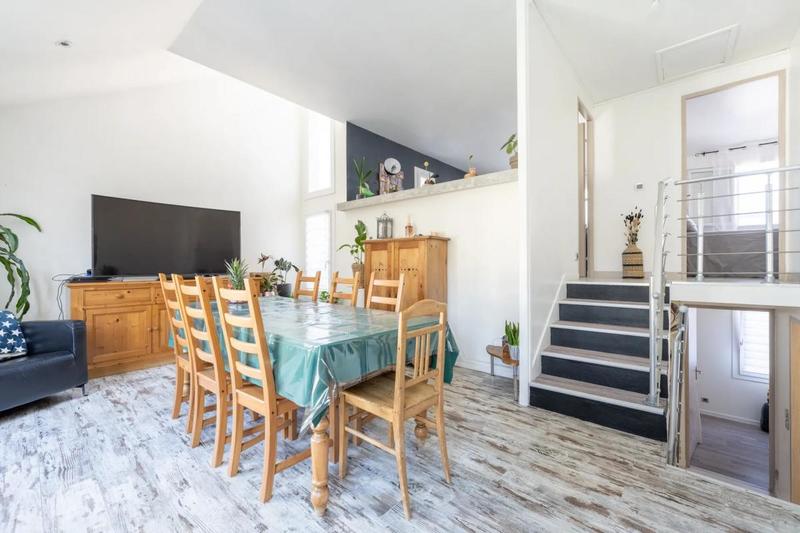 Maison - 83 m² - 5 pièces