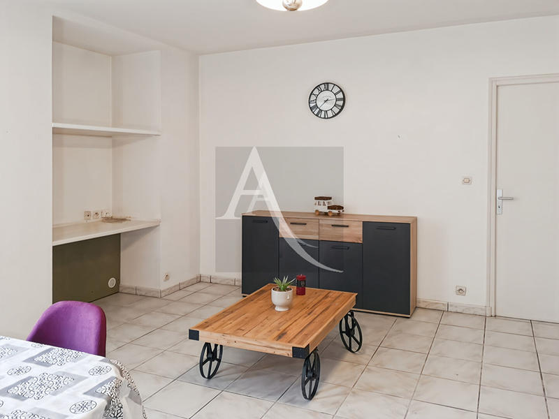 Maison - 200 m² - 7 pièces