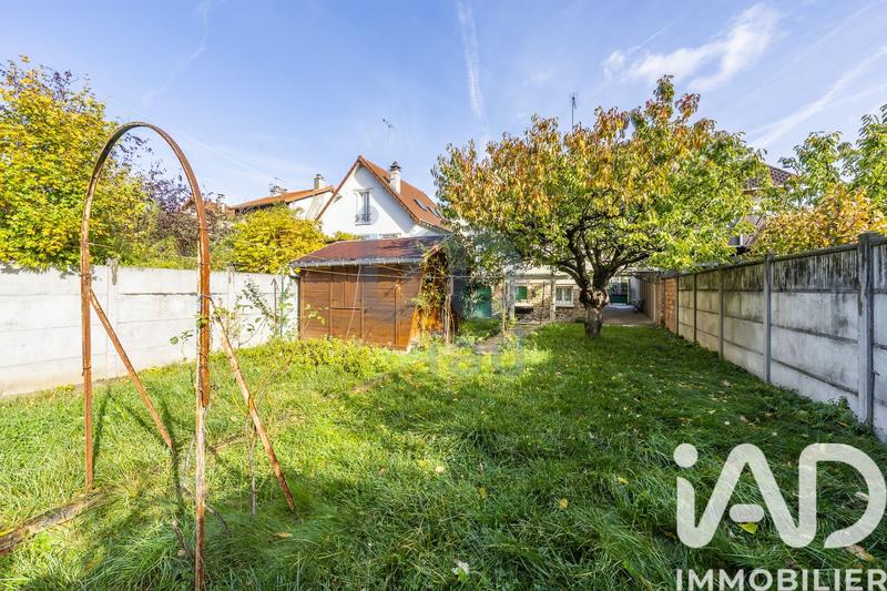 Maison - 90 m² - 5 pièces