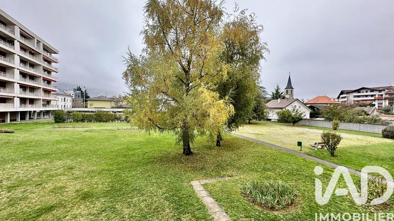 Appartement - 80 m² - 3 pièces