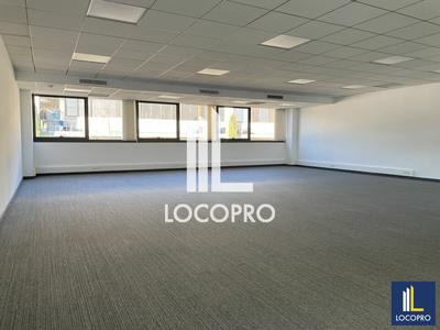 Bureau - 1 462 m²