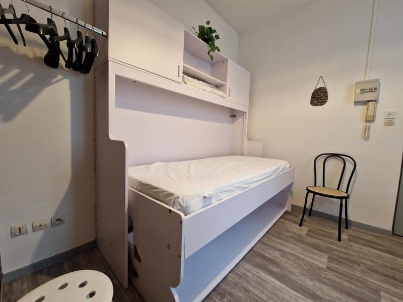 Studio - 11 m² - 1 pièce