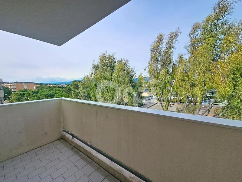 Appartement - 79 m² - 3 pièces