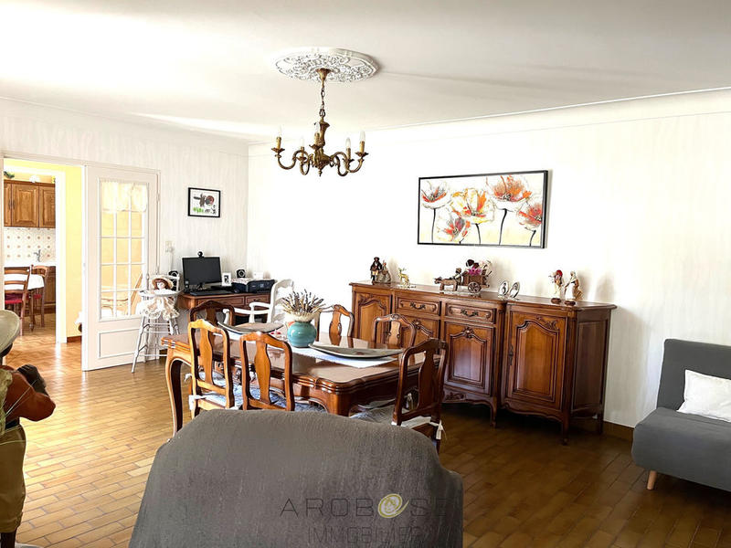 Villa - 102 m² - 4 pièces