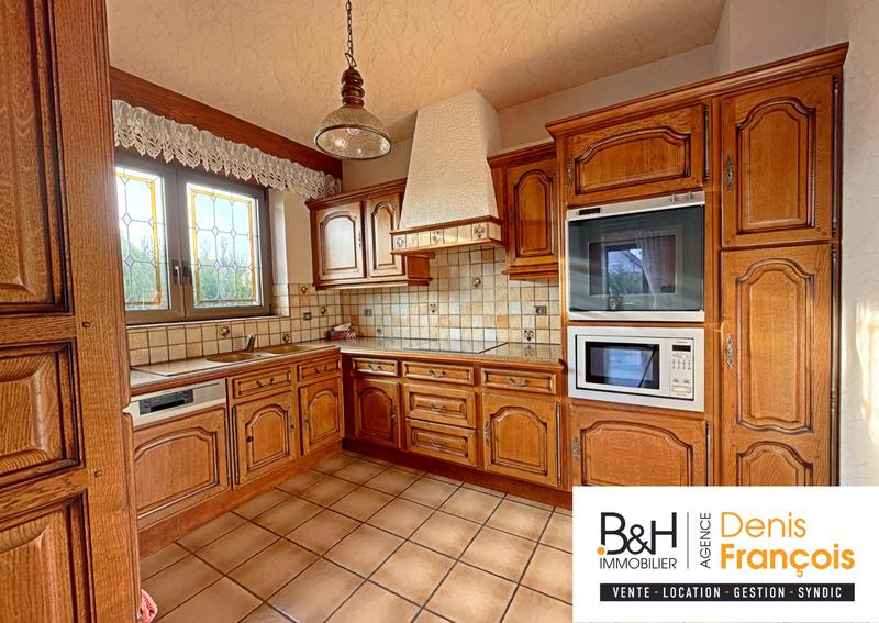 Villa - 230 m² - 4 pièces