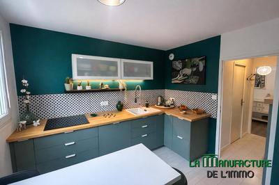 Appartement - 82 m² - 4 pièces