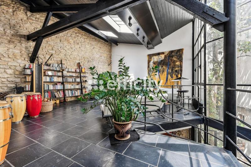 Appartement - 256 m² - 6 pièces