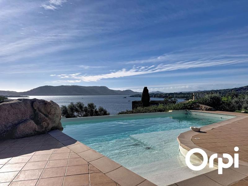 Villa - 177 m² - 5 pièces