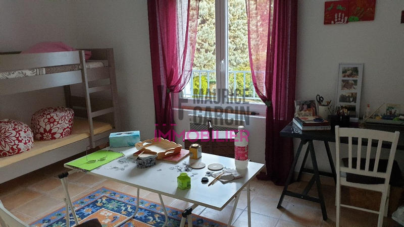 Maison - 191 m² - 7 pièces