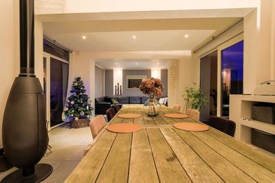 Maison - 190 m² - 8 pièces