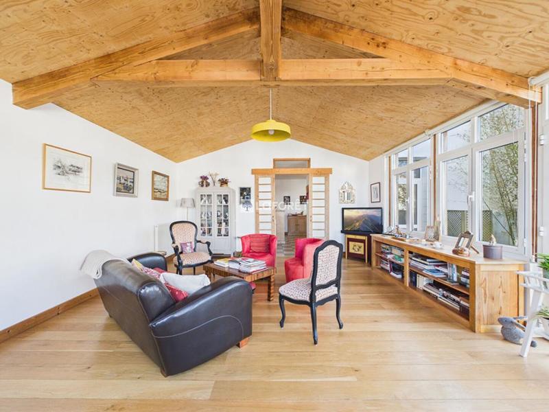 Maison - 205 m² - 8 pièces