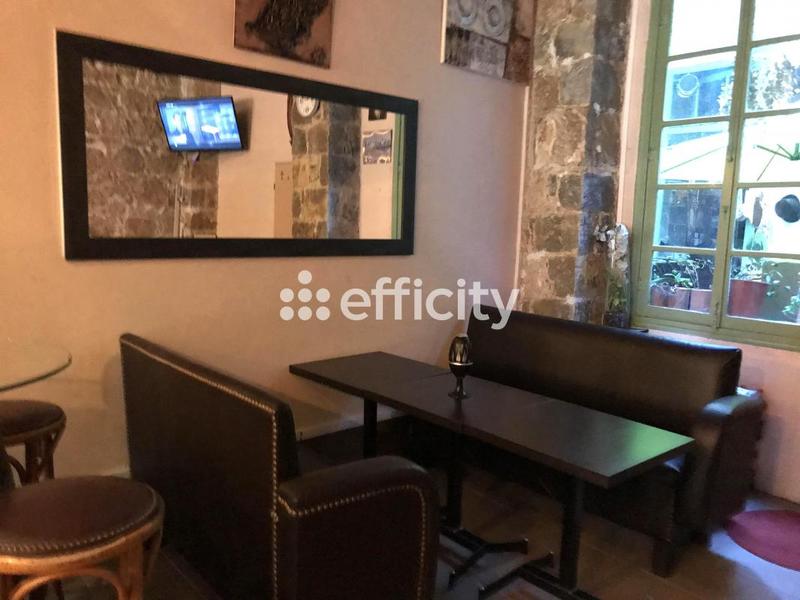 Fonds de commerce - 99 m²