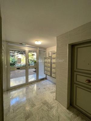 Appartement - 75 m² - 4 pièces