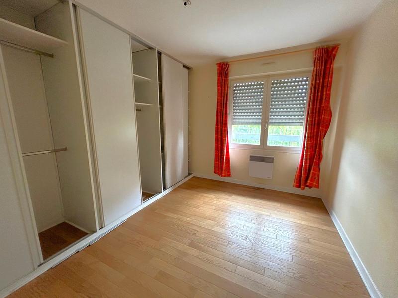 Appartement - 98 m² - 4 pièces