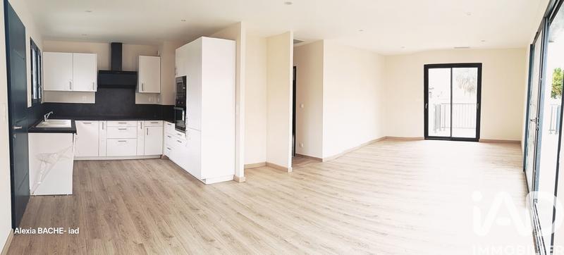 Maison - 101 m² - 5 pièces