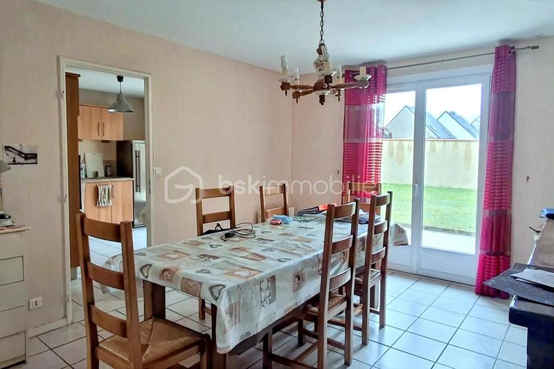 Maison jumelée - 98 m² - 6 pièces