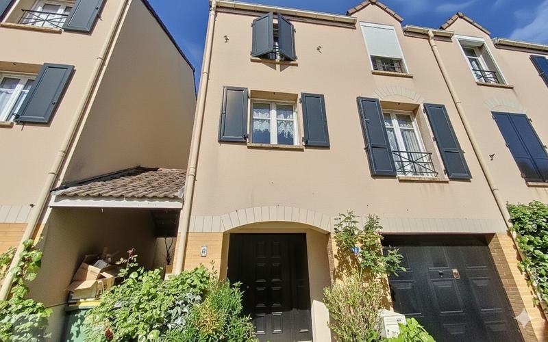 Maison - 135 m² - 5 pièces