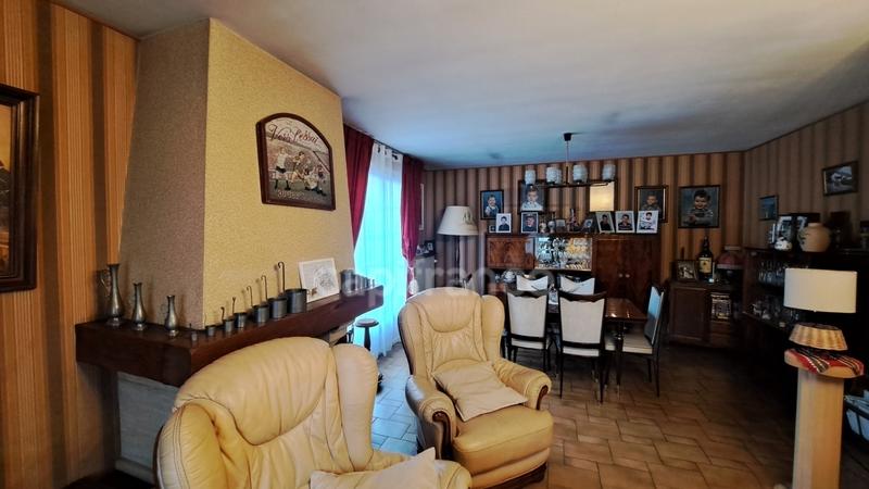 Pavillon - 102 m² - 7 pièces