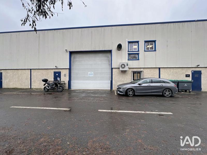 Local commercial - 255 m²