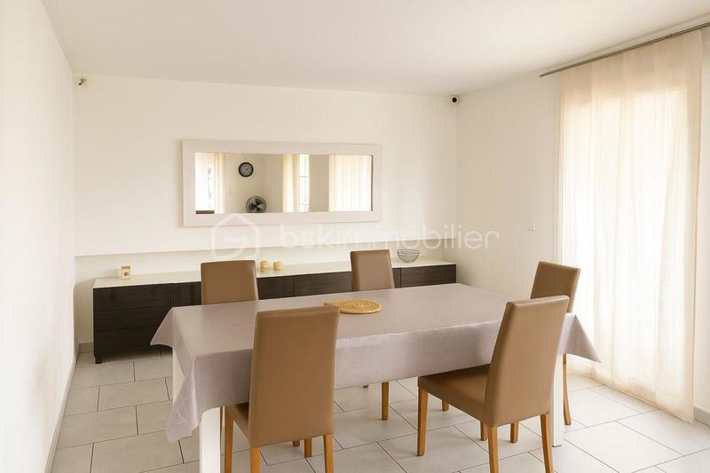 Appartement - 112 m² - 4 pièces