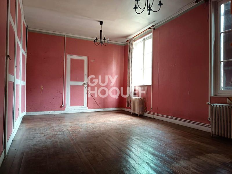 Maison - 170 m² - 8 pièces