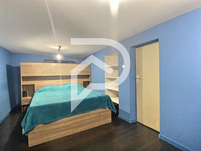 Maison - 96 m² - 4 pièces