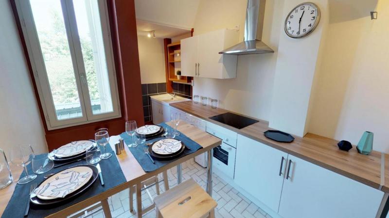 Chambre - 13 m² - 4 pièces