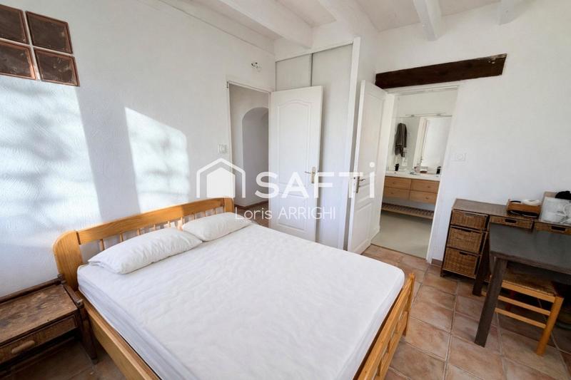 Maison - 168 m² - 7 pièces