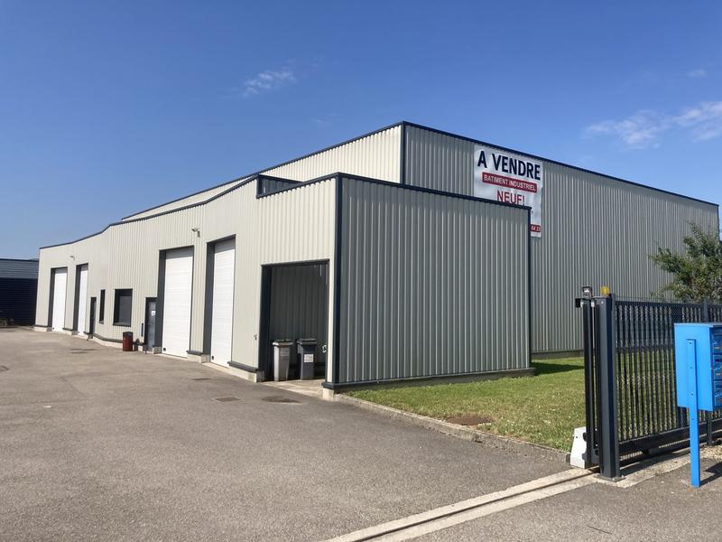 Entrepôt - 799 m²