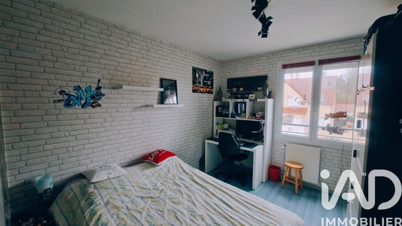 Maison - 99 m² - 5 pièces