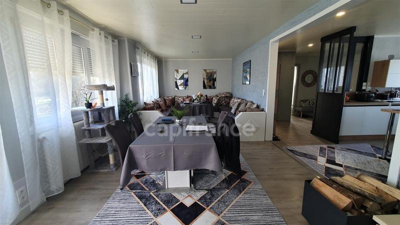 Maison - 151 m² - 6 pièces