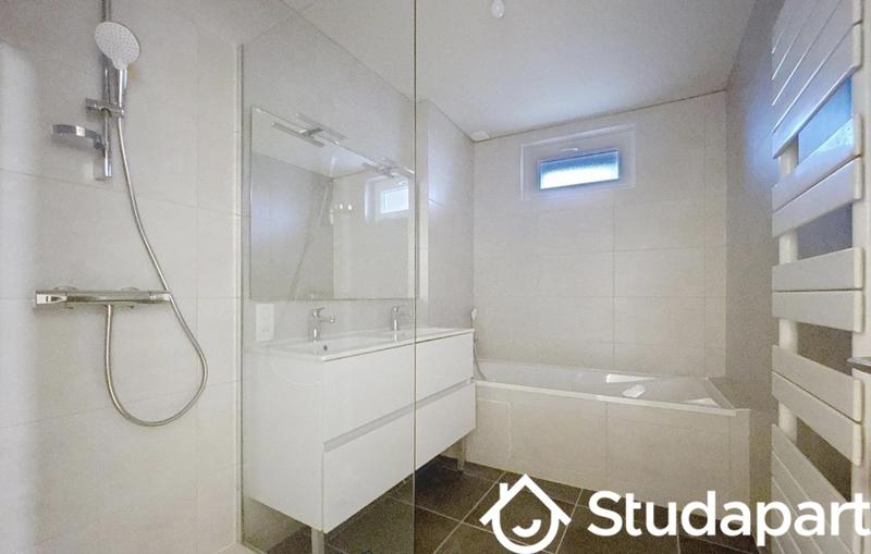 Chambre - 33 m² - 1 pièce