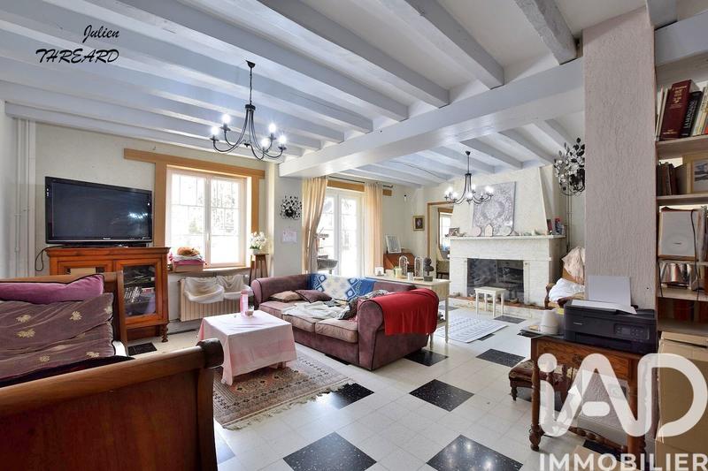 Maison - 212 m² - 6 pièces