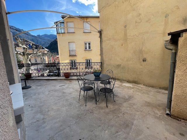 Appartement - 89 m² - 4 pièces